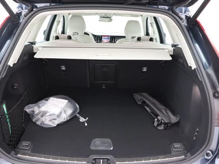 Volvo XC60 Volvo XC60 2.0 T8 AWD Plus Bright - afbeelding nr 13