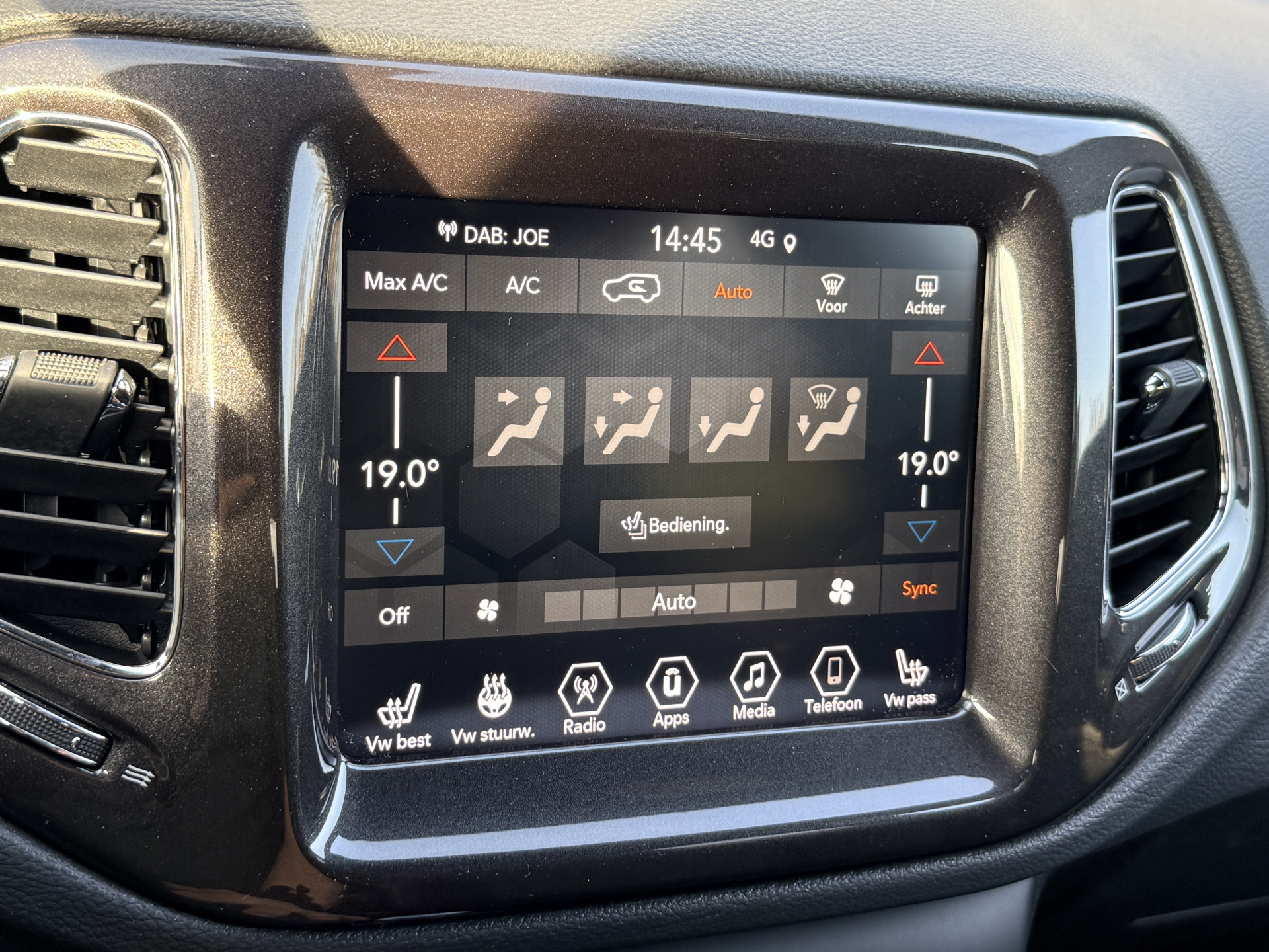 Hoofdafbeelding Jeep Compass