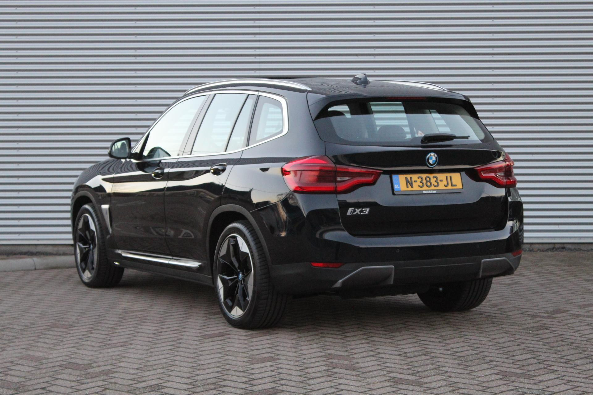 Hoofdafbeelding BMW iX3