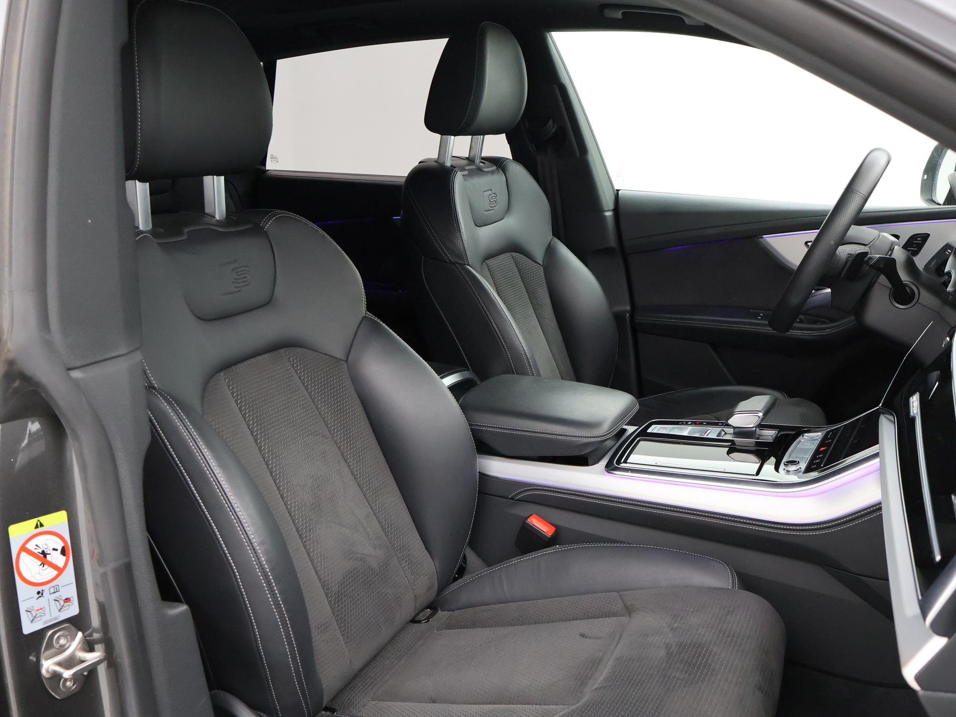 Hoofdafbeelding Audi Q8