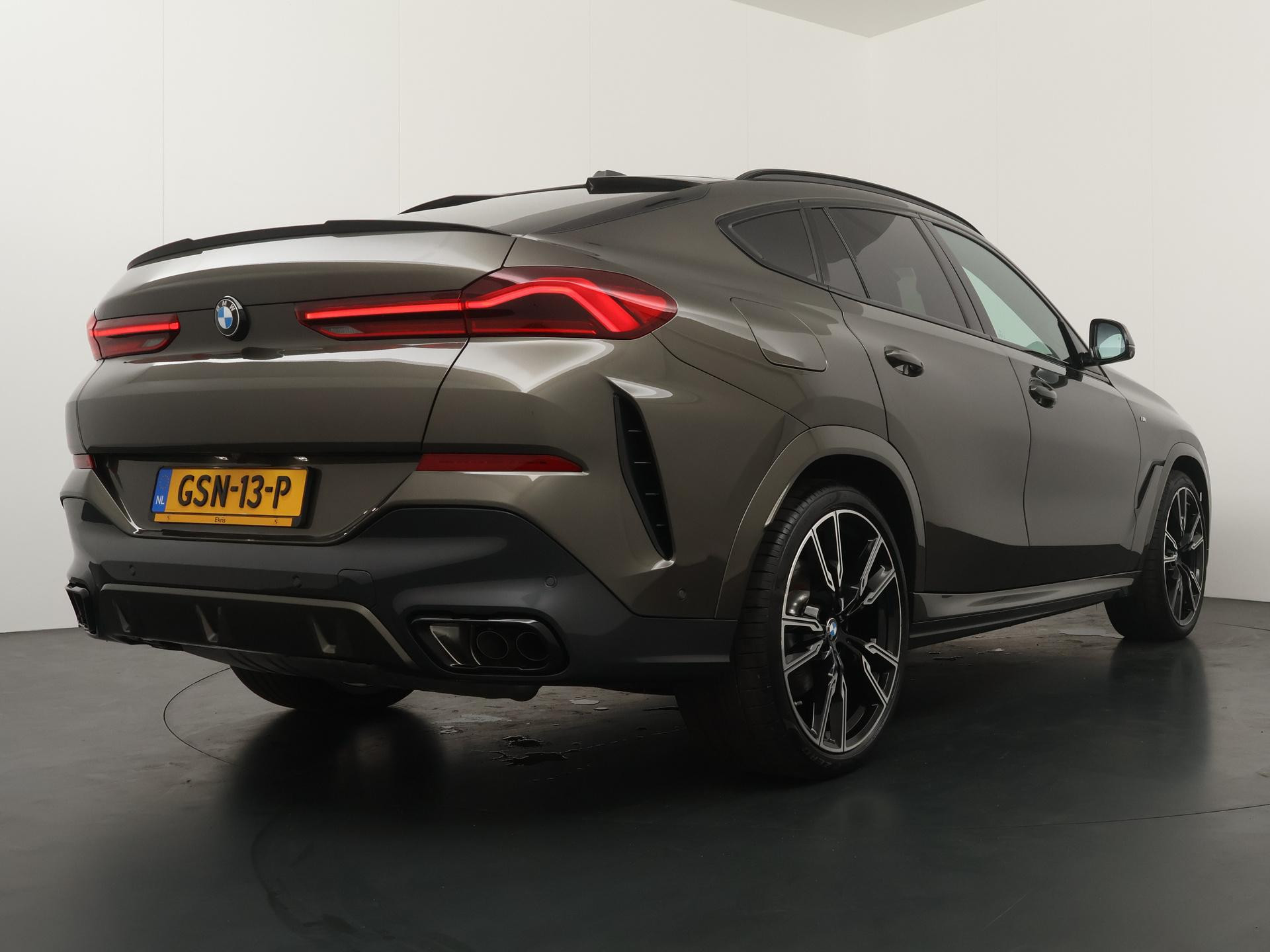 Hoofdafbeelding BMW X6