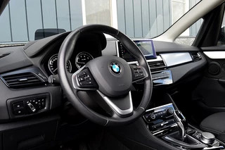 BMW 2 Serie BMW 2 Serie Active Tourer 220i Executive Edition Rijklaarprijs-Garantie 1e Eigenaar Navigatie Led Sport Interieur Head-Up - afbeelding nr 11