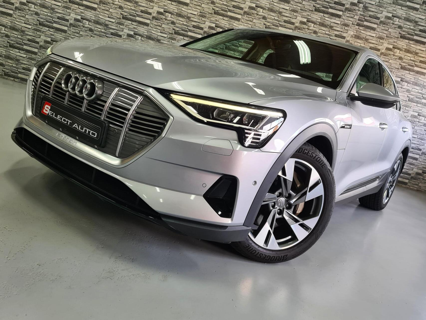 Hoofdafbeelding Audi e-tron