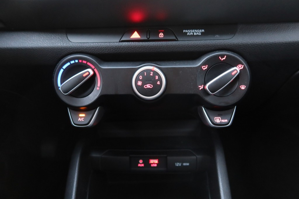 Hoofdafbeelding Kia Stonic