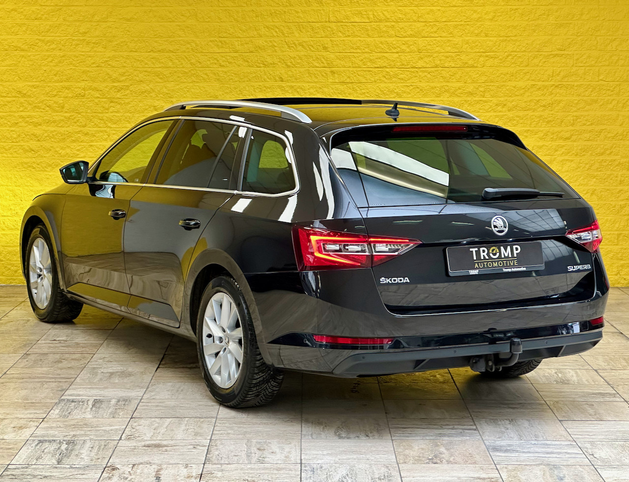 Hoofdafbeelding Škoda Superb