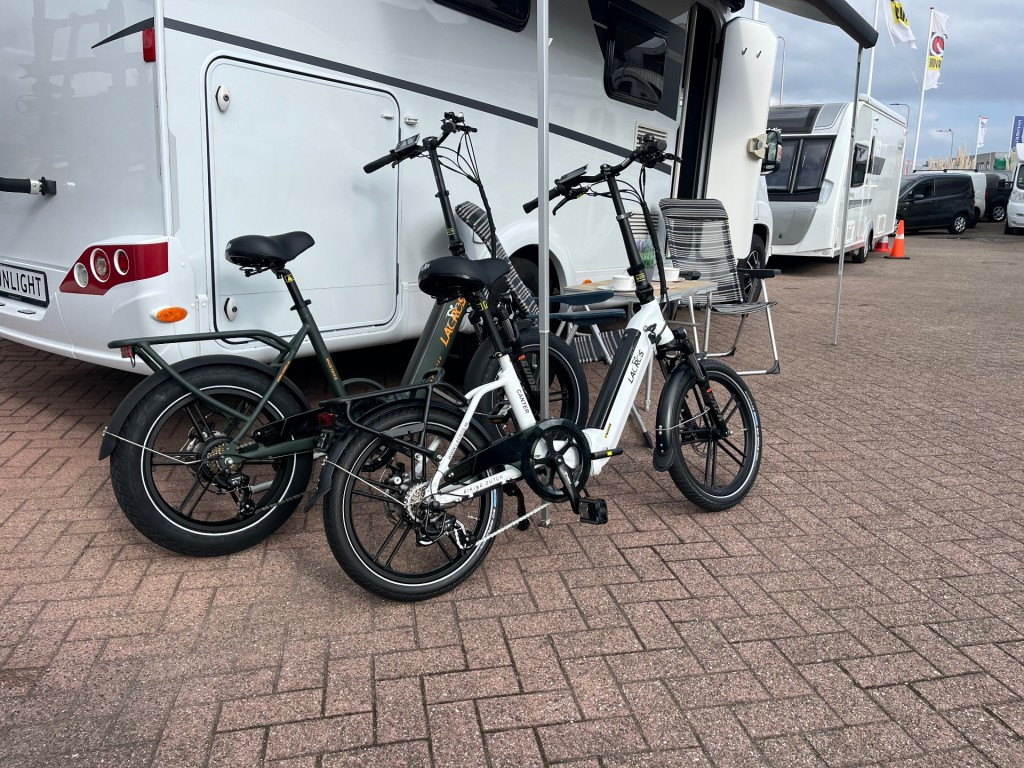 Hoofdafbeelding Sunlight V69 Adventure Ed. Queensbed Zonnepaneel