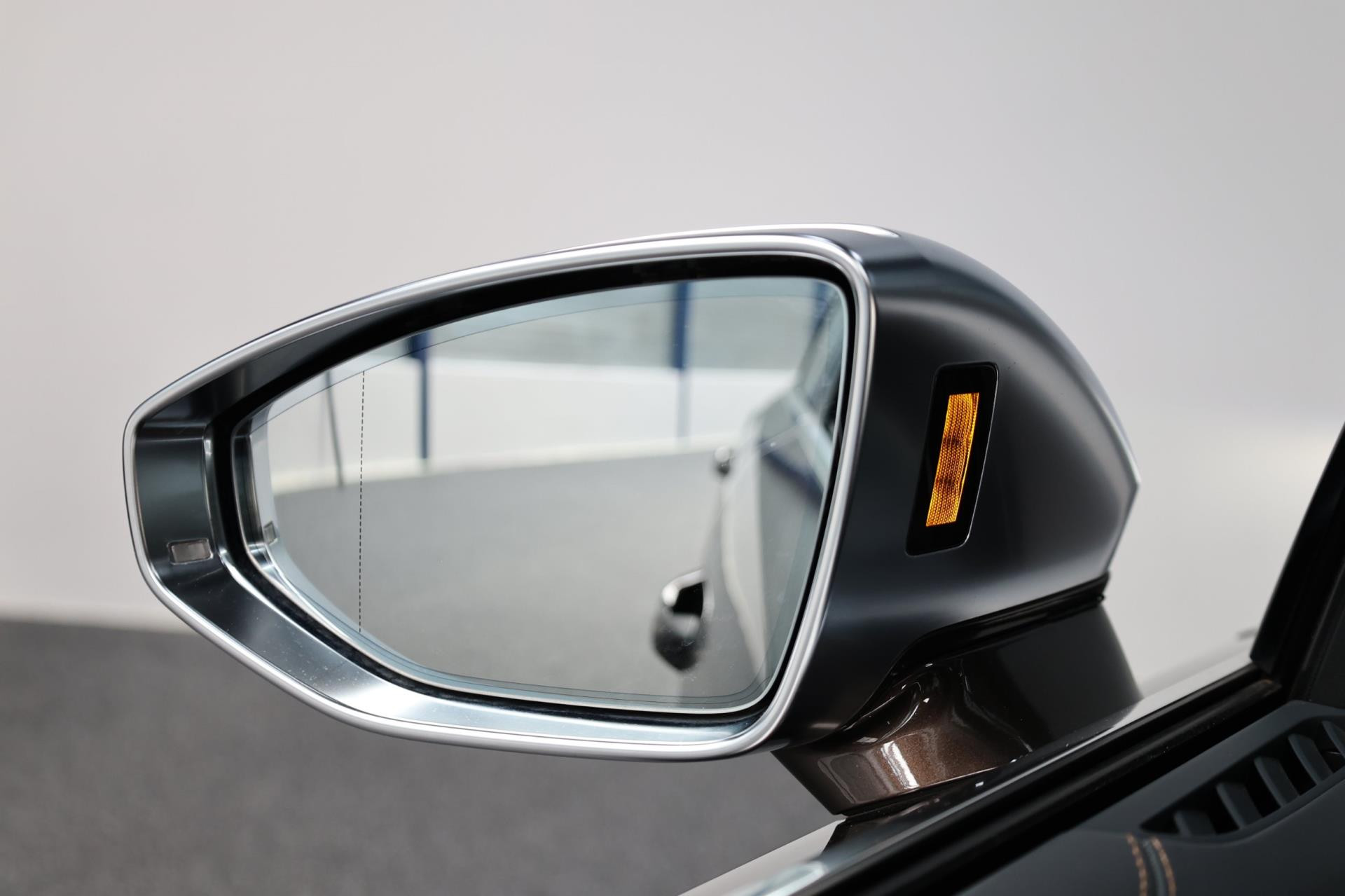 Hoofdafbeelding Audi S8