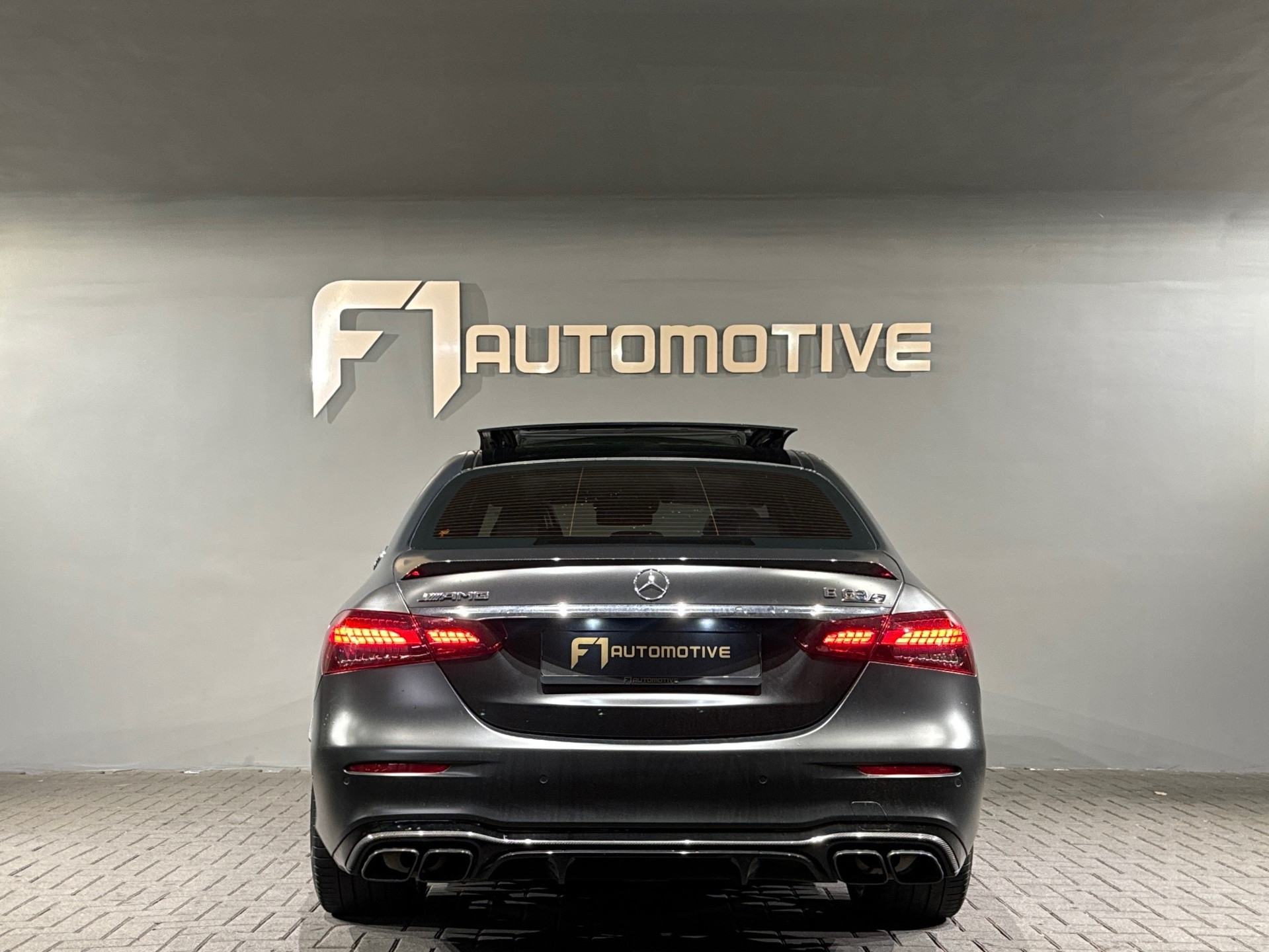 Hoofdafbeelding Mercedes-Benz E-Klasse