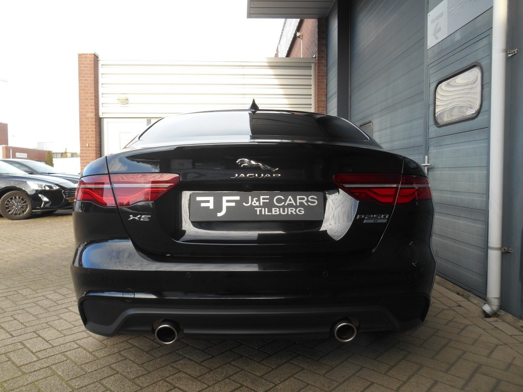 Hoofdafbeelding Jaguar XE
