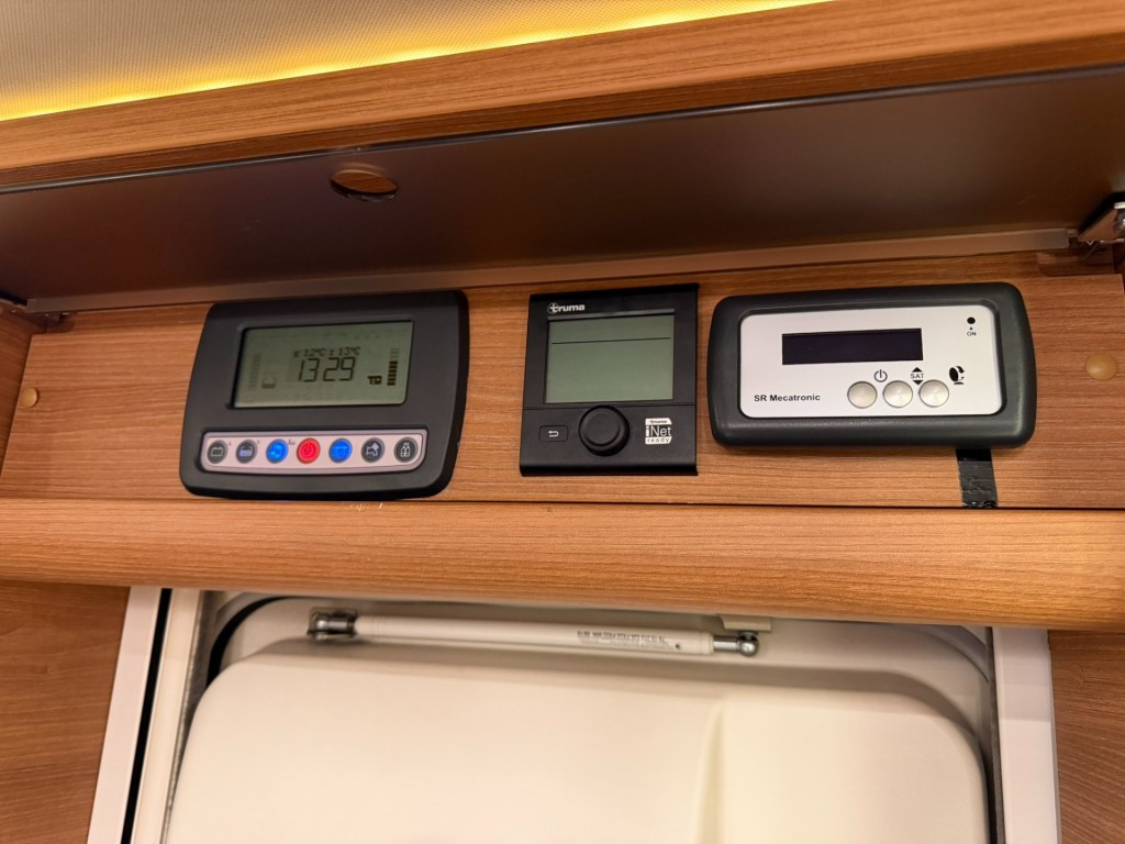 Hoofdafbeelding Carthago Chic C-line 5.0 Qb Suite 180pk Automaat