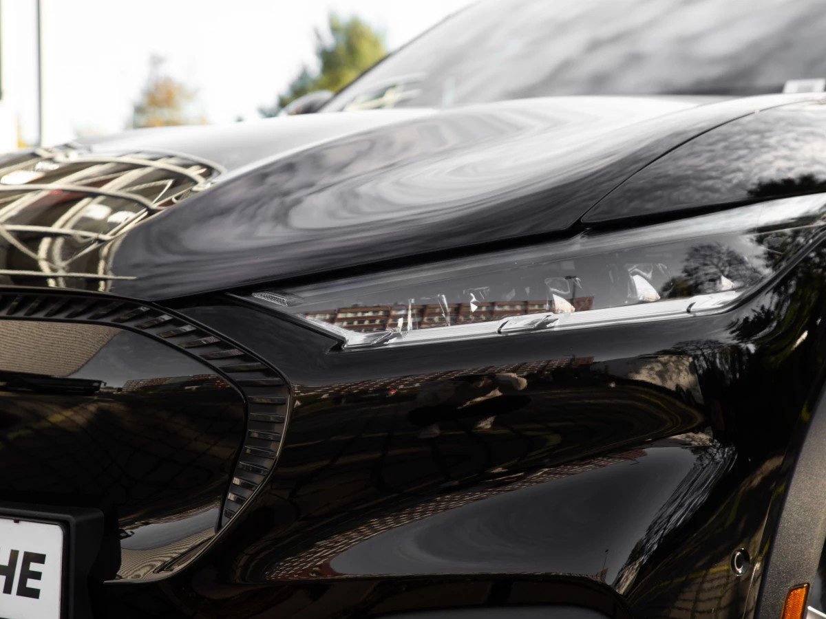 Ford-Mustang Mach-E-image-4