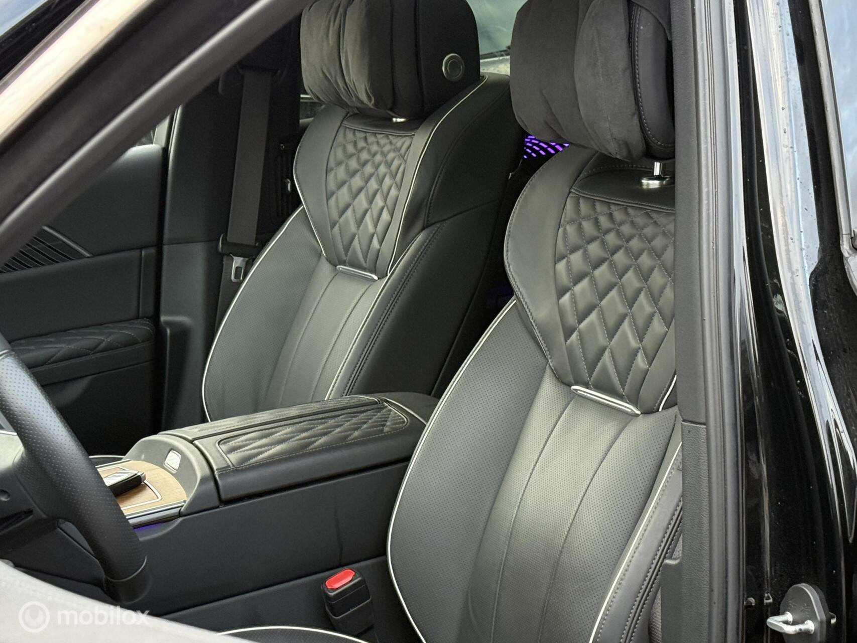 Hoofdafbeelding Hongqi E-HS9