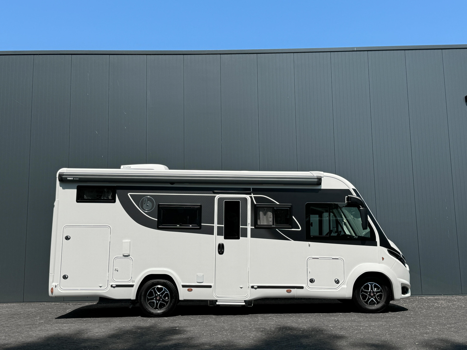 Hoofdafbeelding Benimar Amphitryon