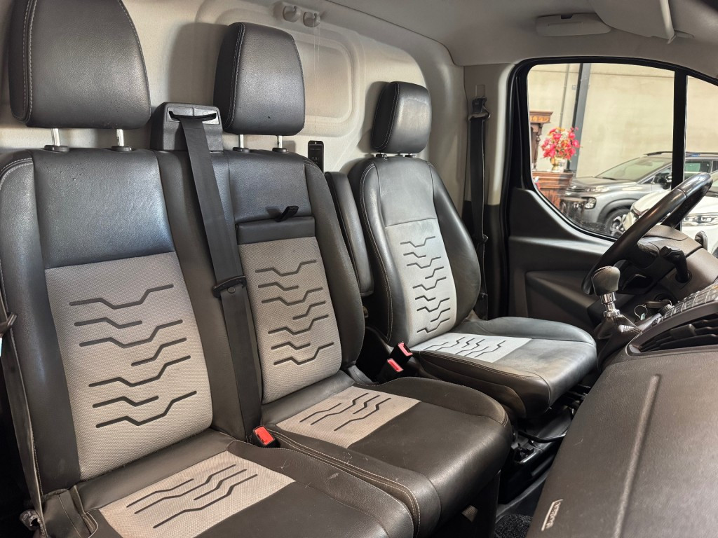 Hoofdafbeelding Ford Transit Custom