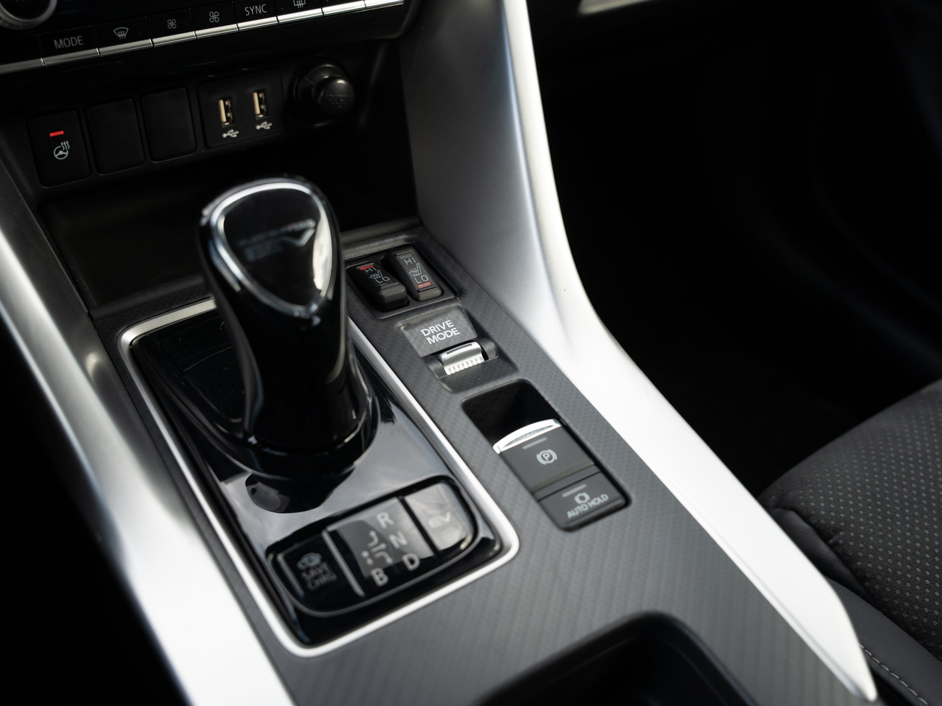 Mitsubishi-Eclipse Cross-image-17