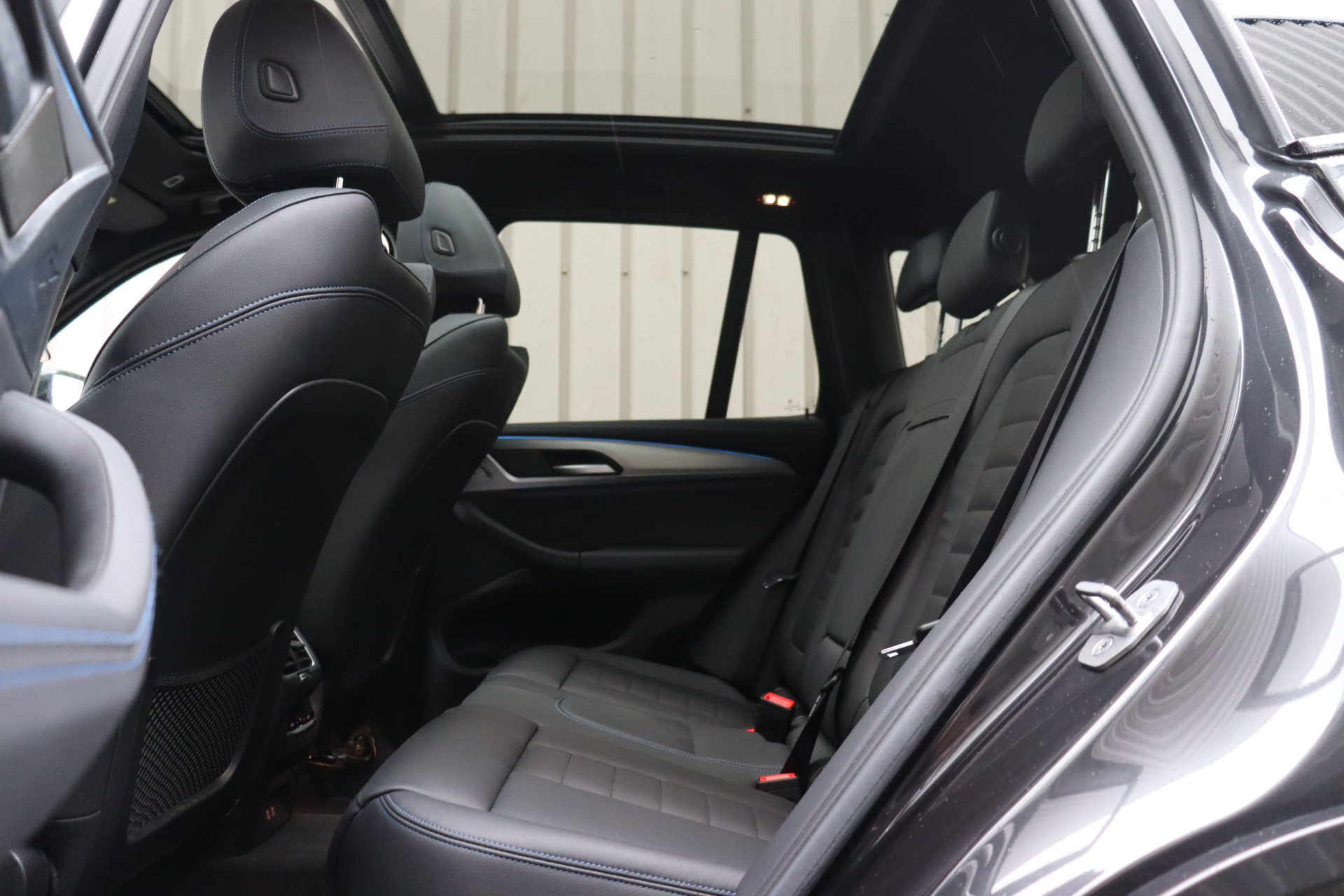 Hoofdafbeelding BMW iX3