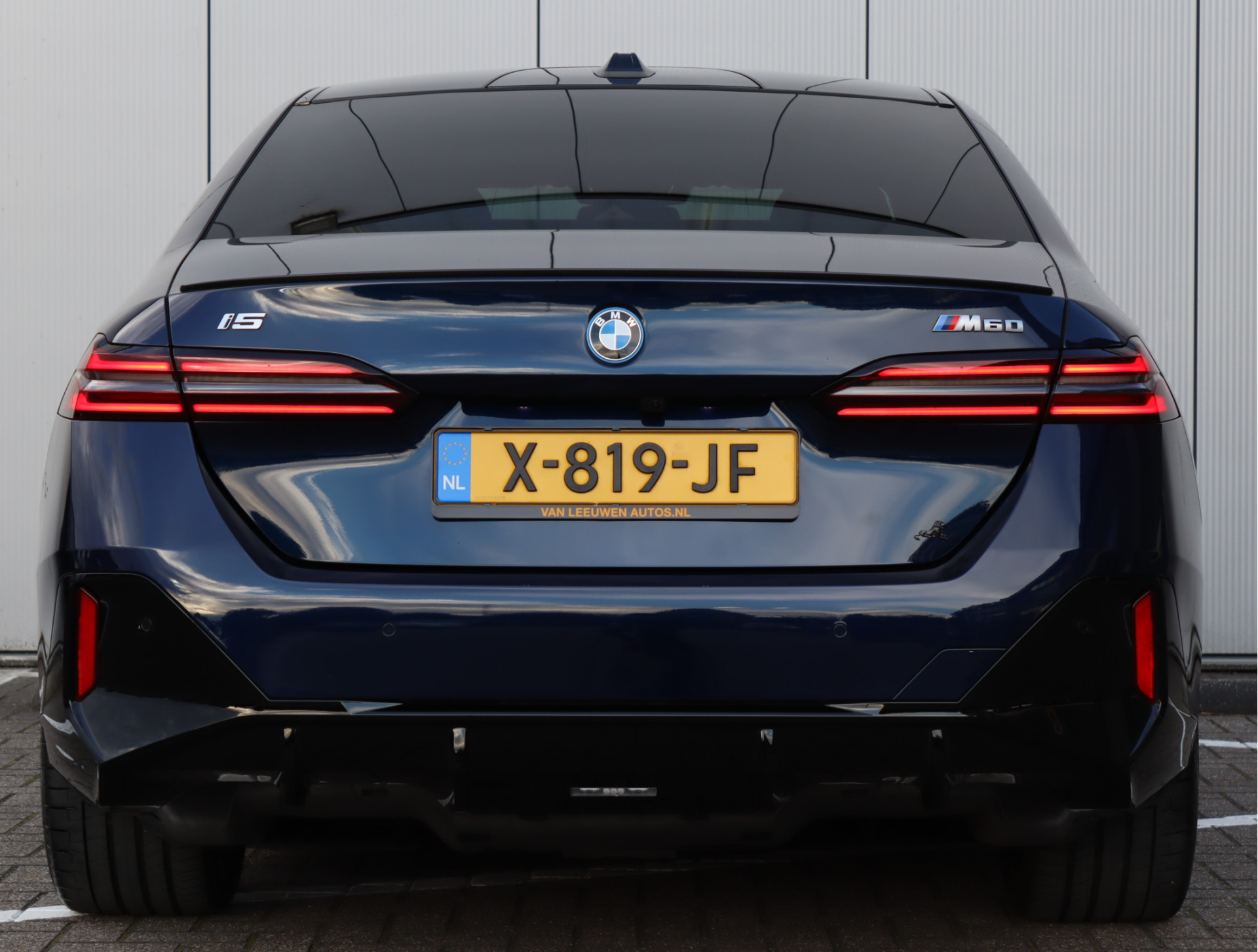 Hoofdafbeelding BMW i5