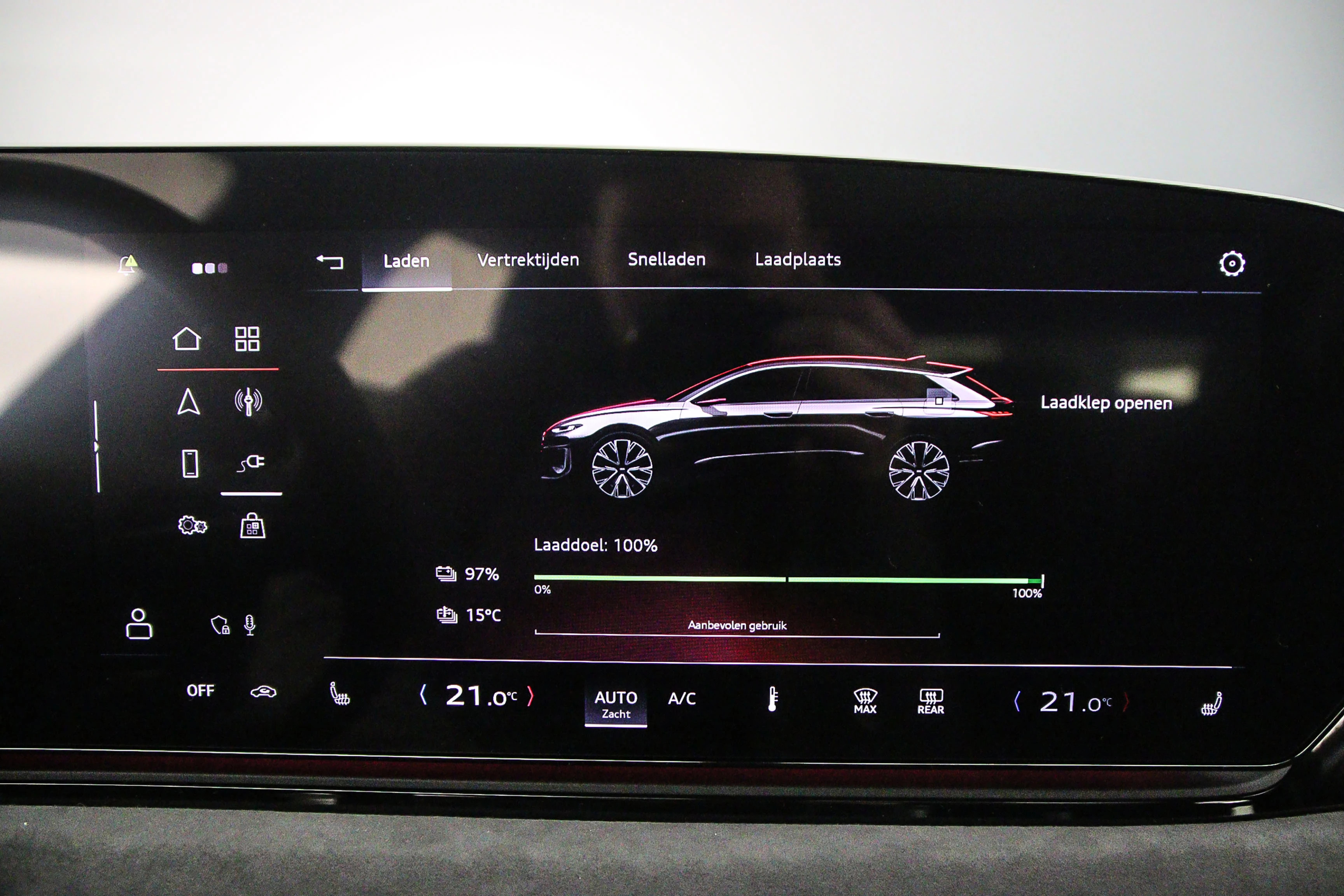 Hoofdafbeelding Audi A6 Avant e-tron