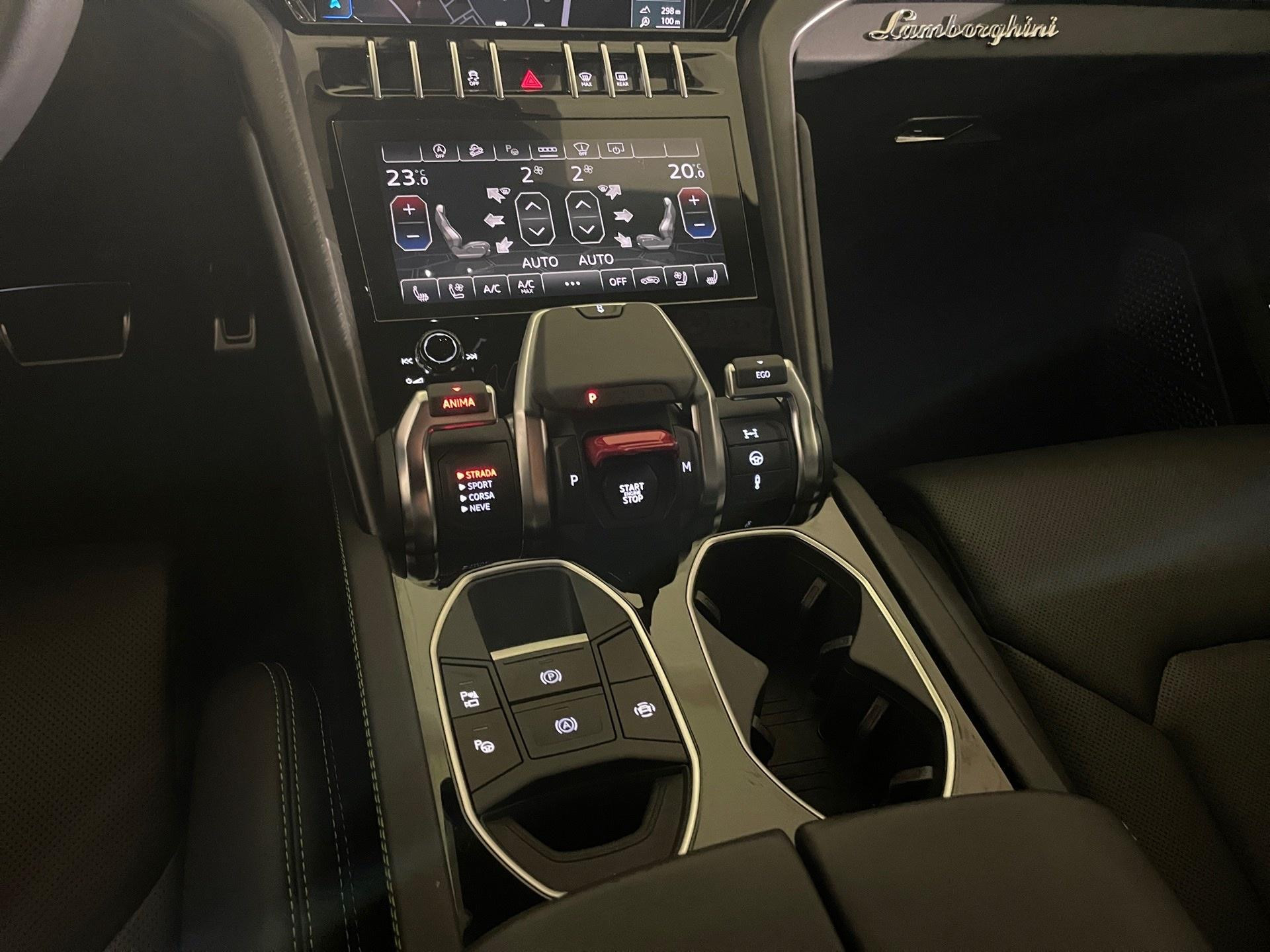 Lamborghini-Urus-image-9