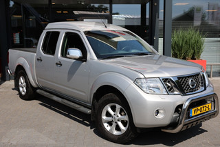 Hoofdafbeelding Nissan Navara Nissan Navara 2.5 DCI DUBBEL CABINE SE A/T 5 SITZ 4WD VAN MARGE