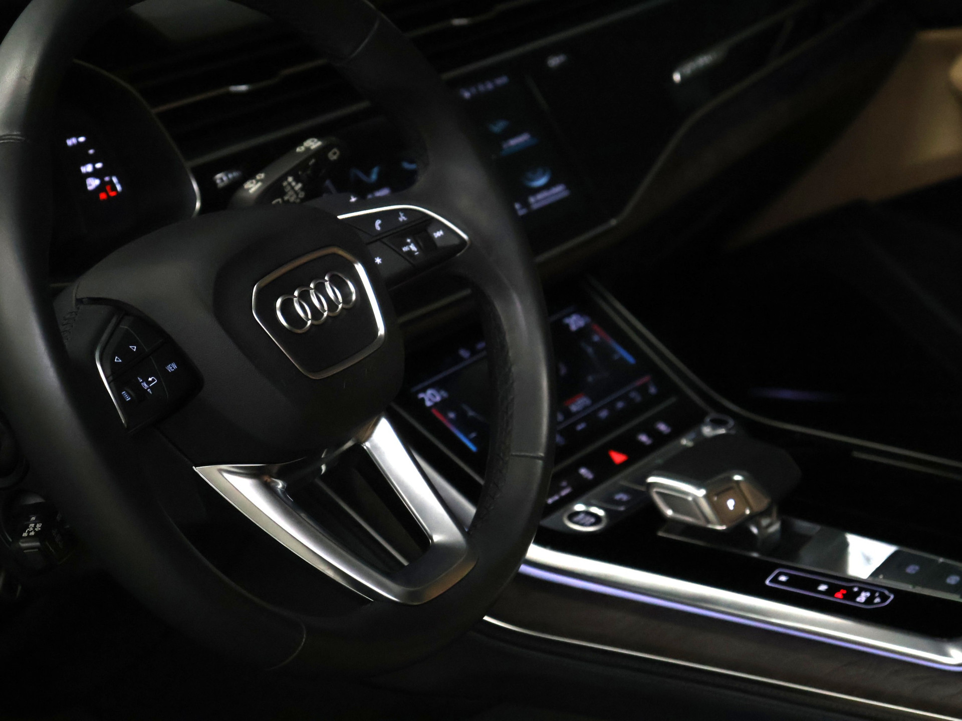 Hoofdafbeelding Audi Q8