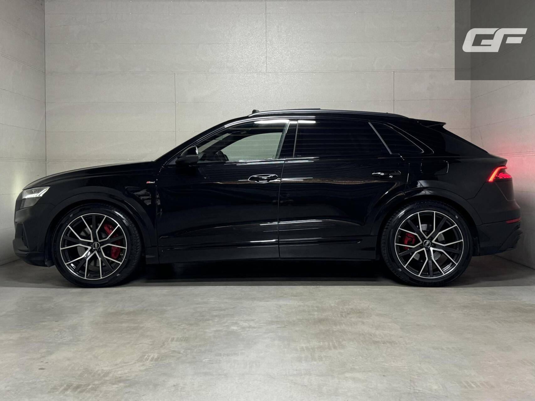 Hoofdafbeelding Audi Q8