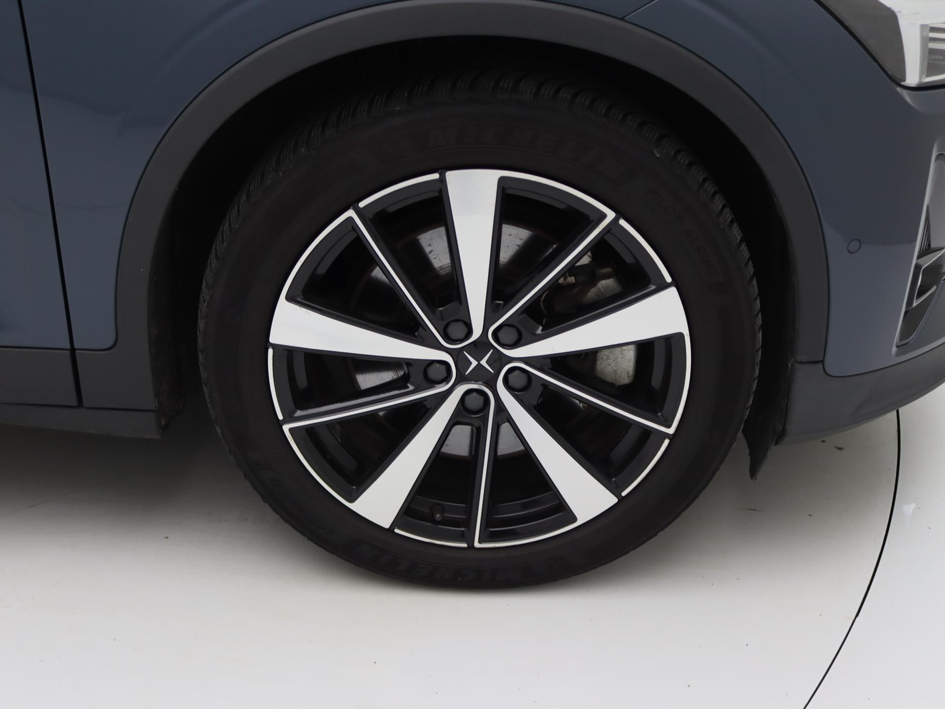 Hoofdafbeelding Polestar 2