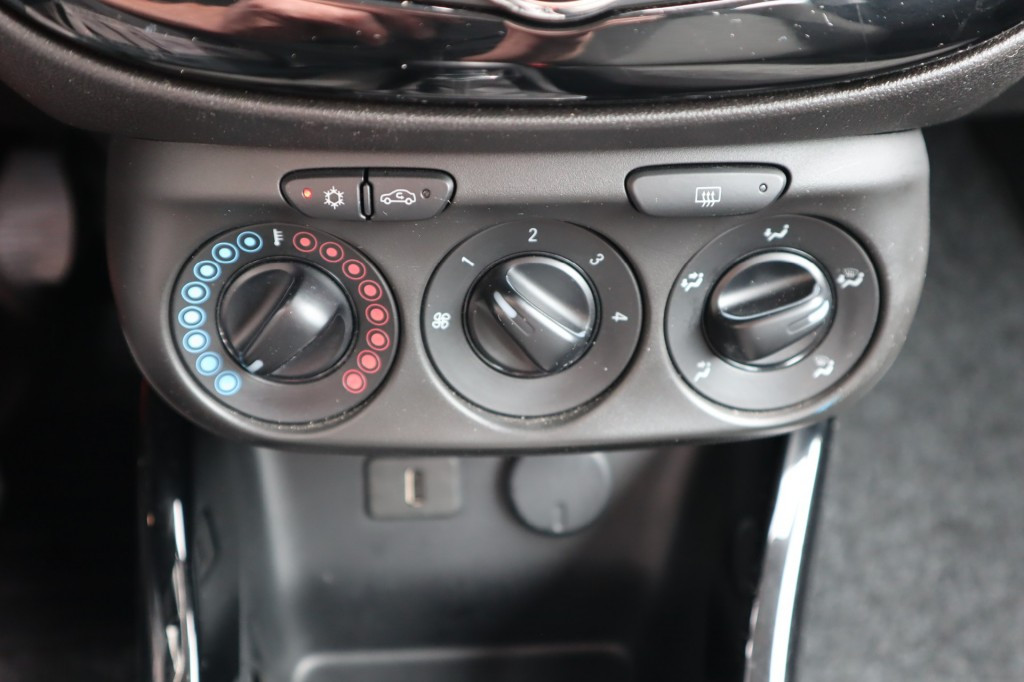 Hoofdafbeelding Opel ADAM