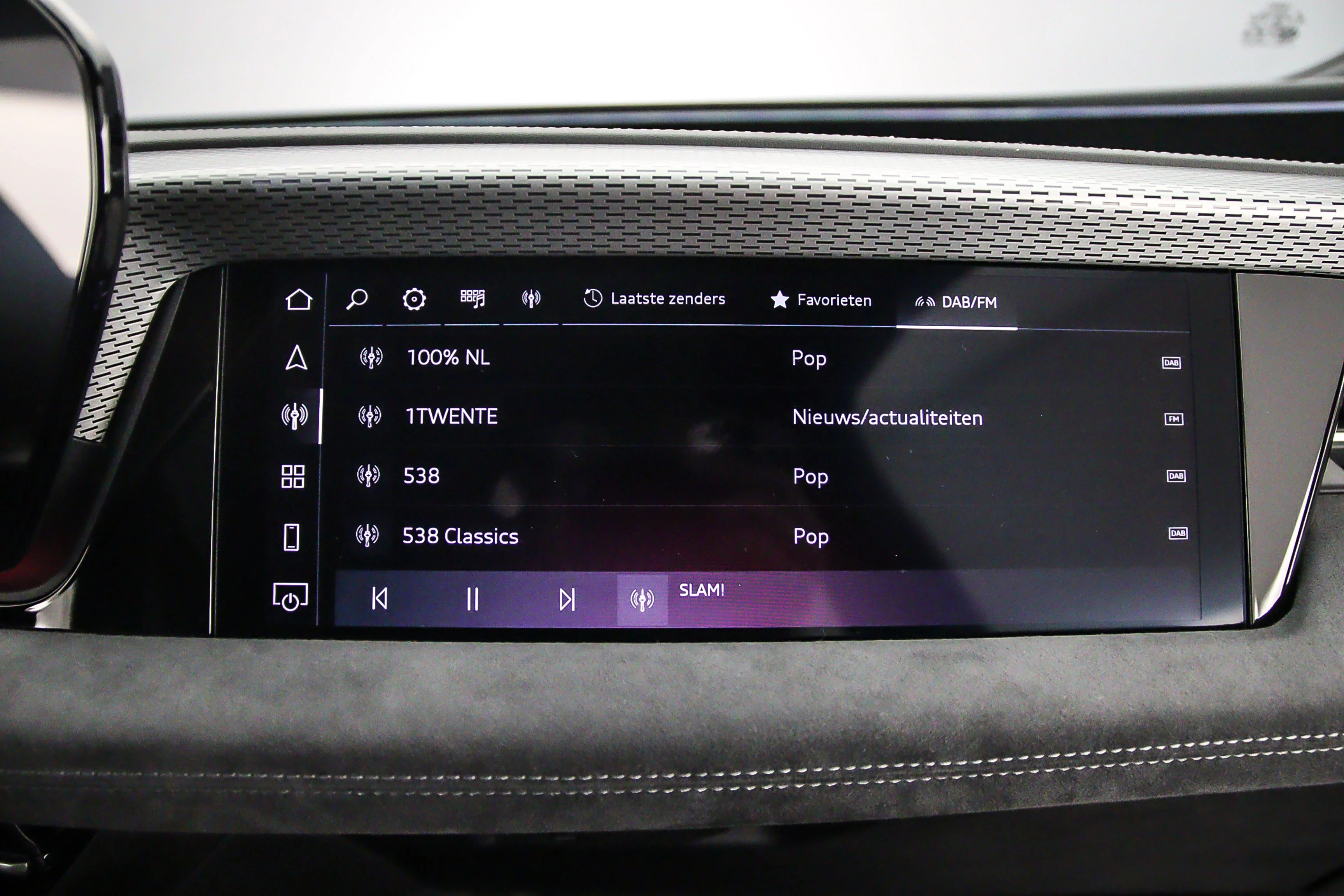 Hoofdafbeelding Audi A6 Avant e-tron