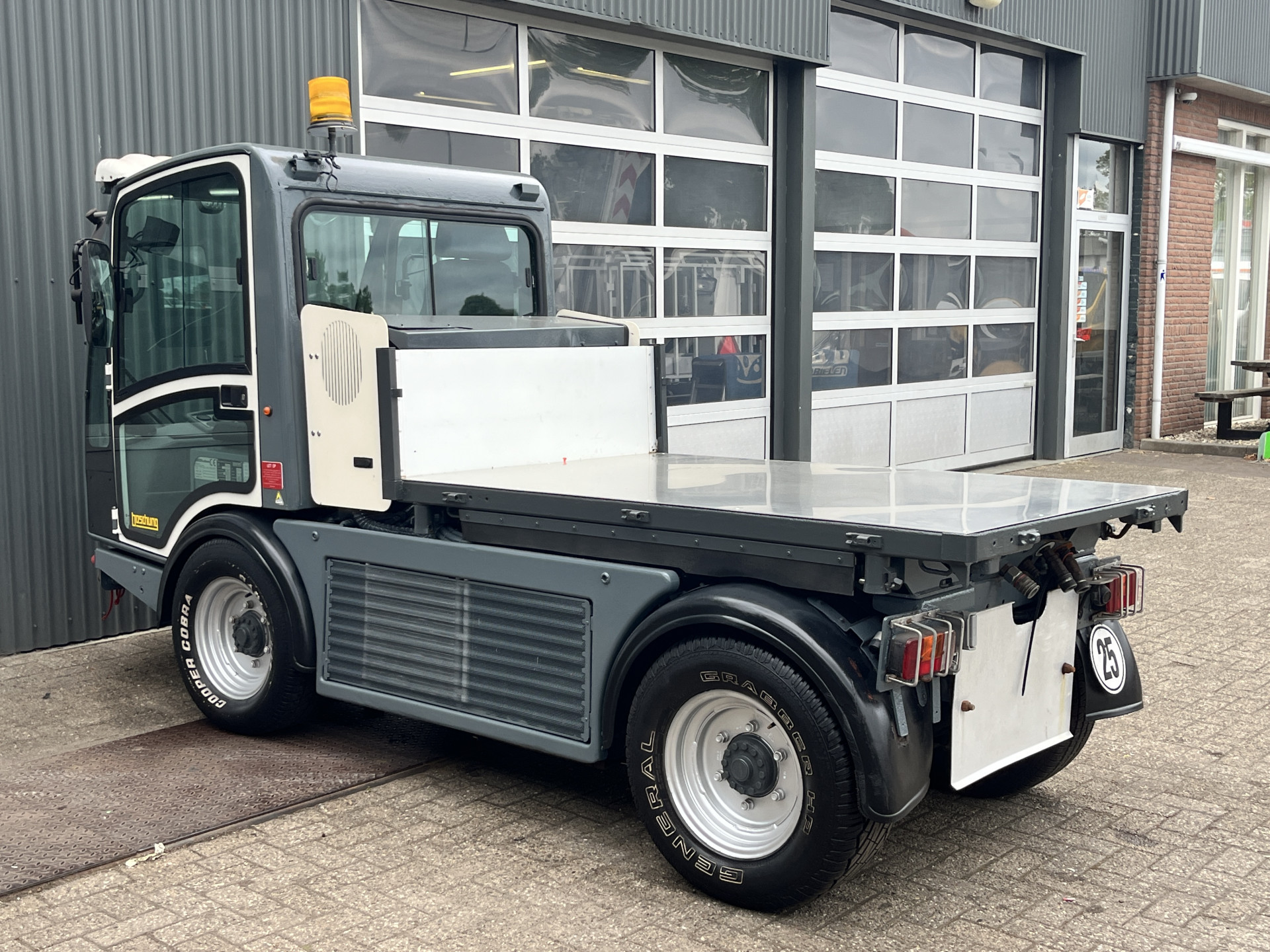 Hoofdafbeelding boschung P4T