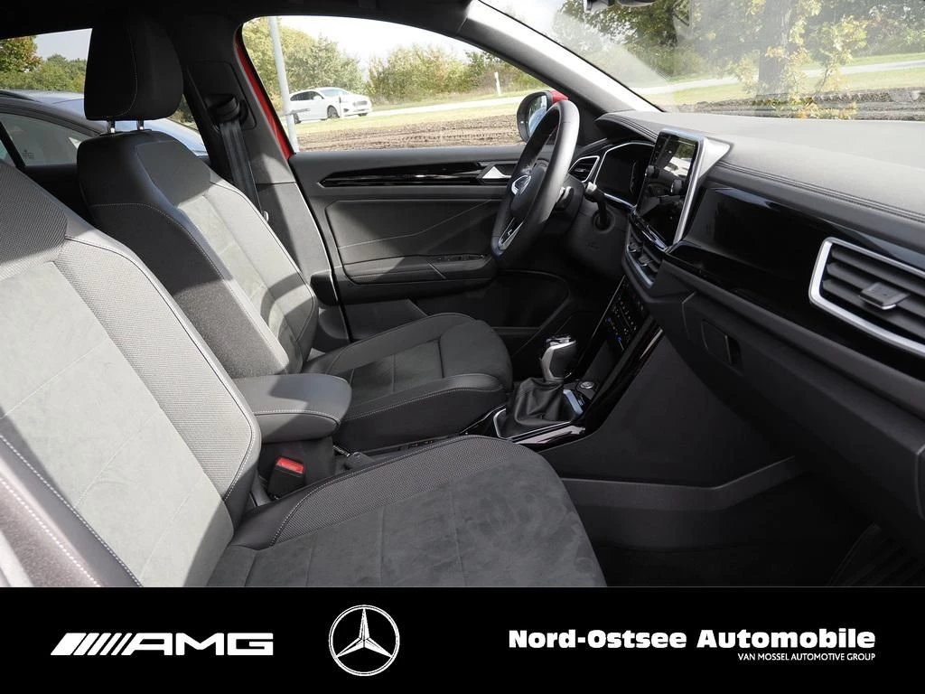 Volkswagen-T-Roc-image-9