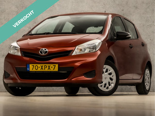 Toyota Yaris 1.0 VVT-i Sport (ELEK RAMEN, LOGISCH NAP, NIEUWE APK, SPORTSTOELEN, MULTIFUNCTIONEEL STUURWIEL, NIEUWSTAAT)