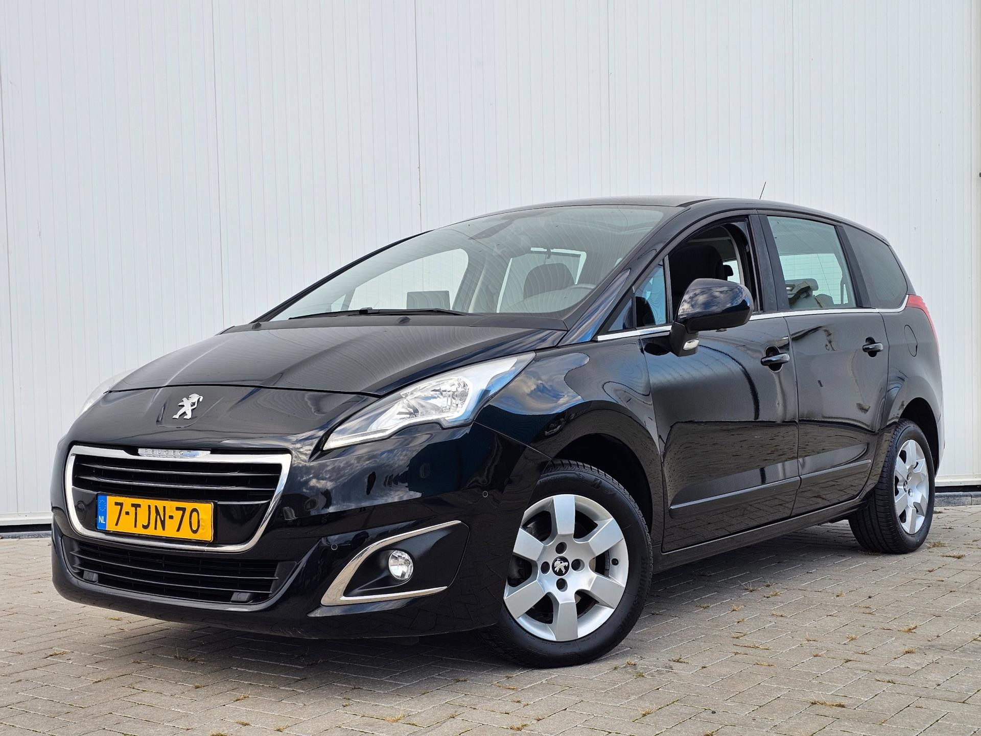 Hoofdafbeelding Peugeot 5008