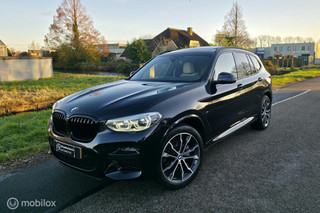 BMW X3 xDrive20i M Sport / HUD / Pano / Navi / 360' Camera