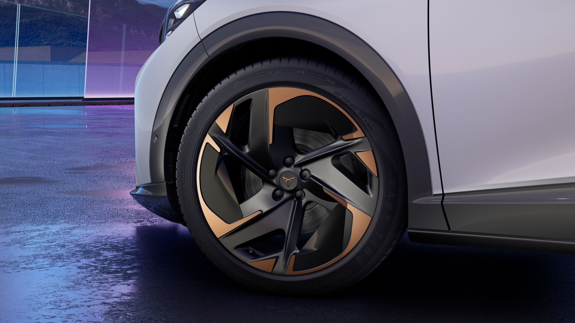 Hoofdafbeelding CUPRA Tavascan