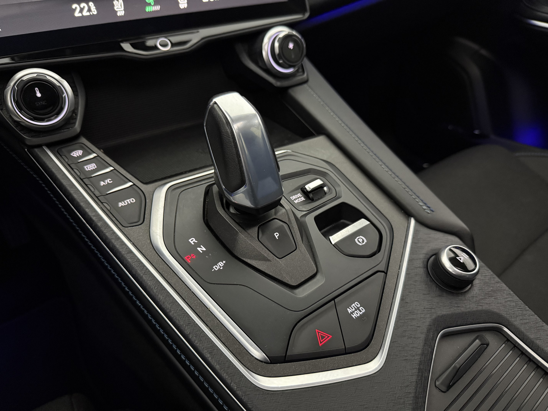 Hoofdafbeelding Lynk & Co 01