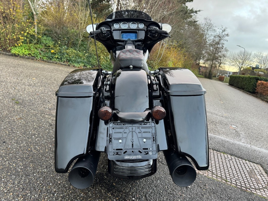 Hoofdafbeelding Harley-Davidson Street Glide