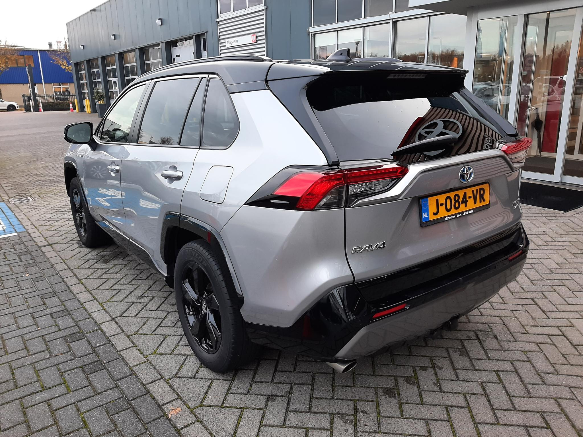 Hoofdafbeelding Toyota RAV4