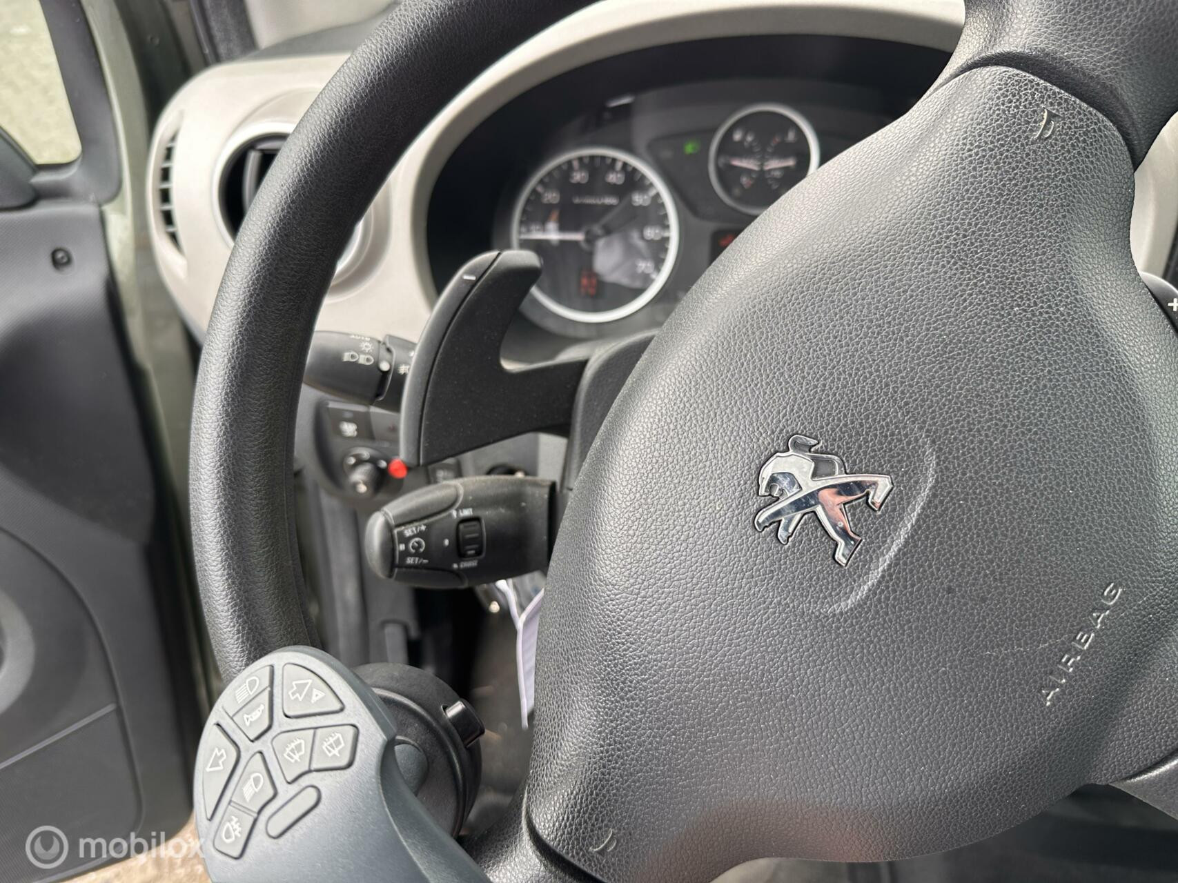 Hoofdafbeelding Peugeot Partner