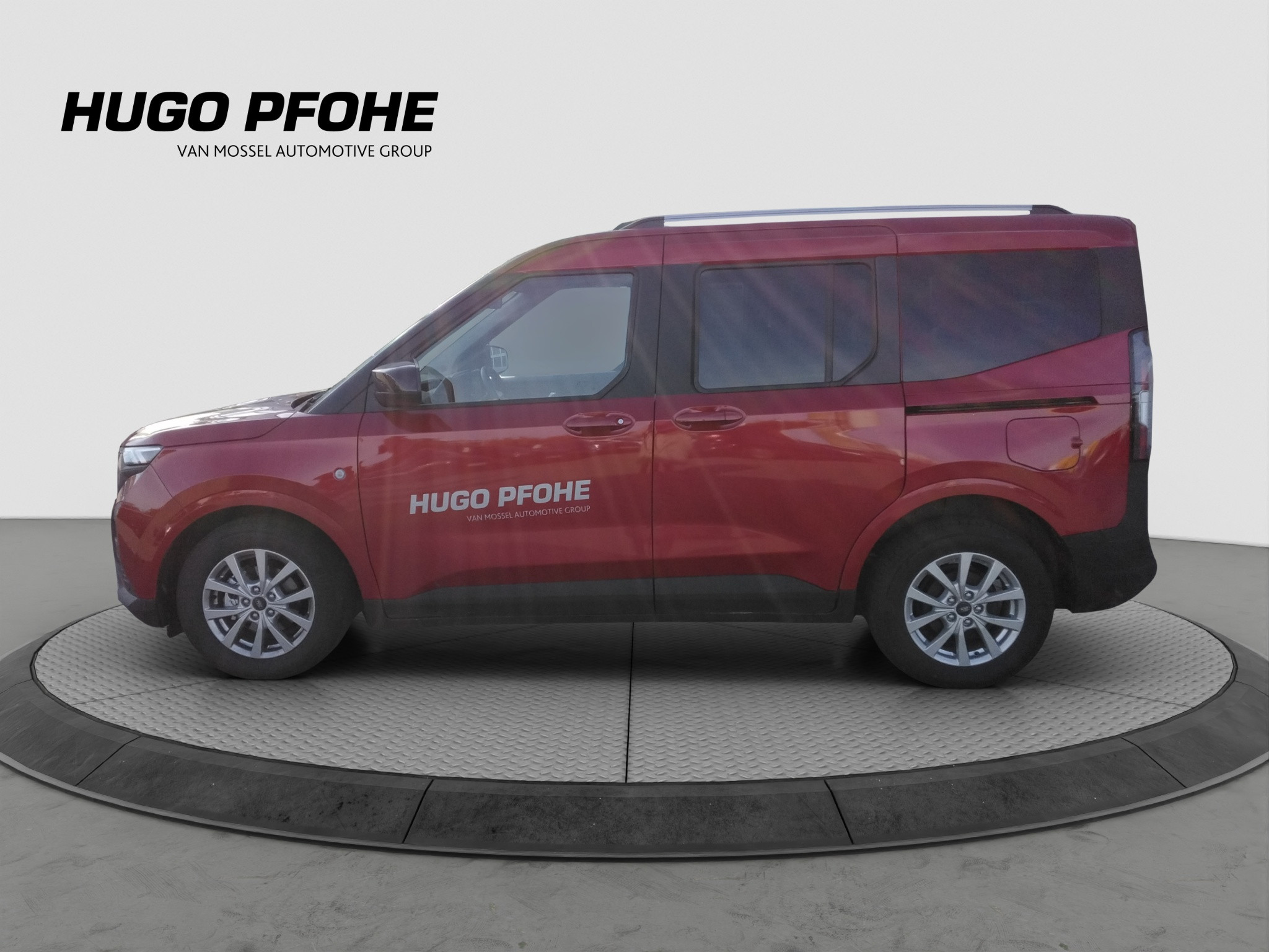 Ford-Tourneo Courier-image-1
