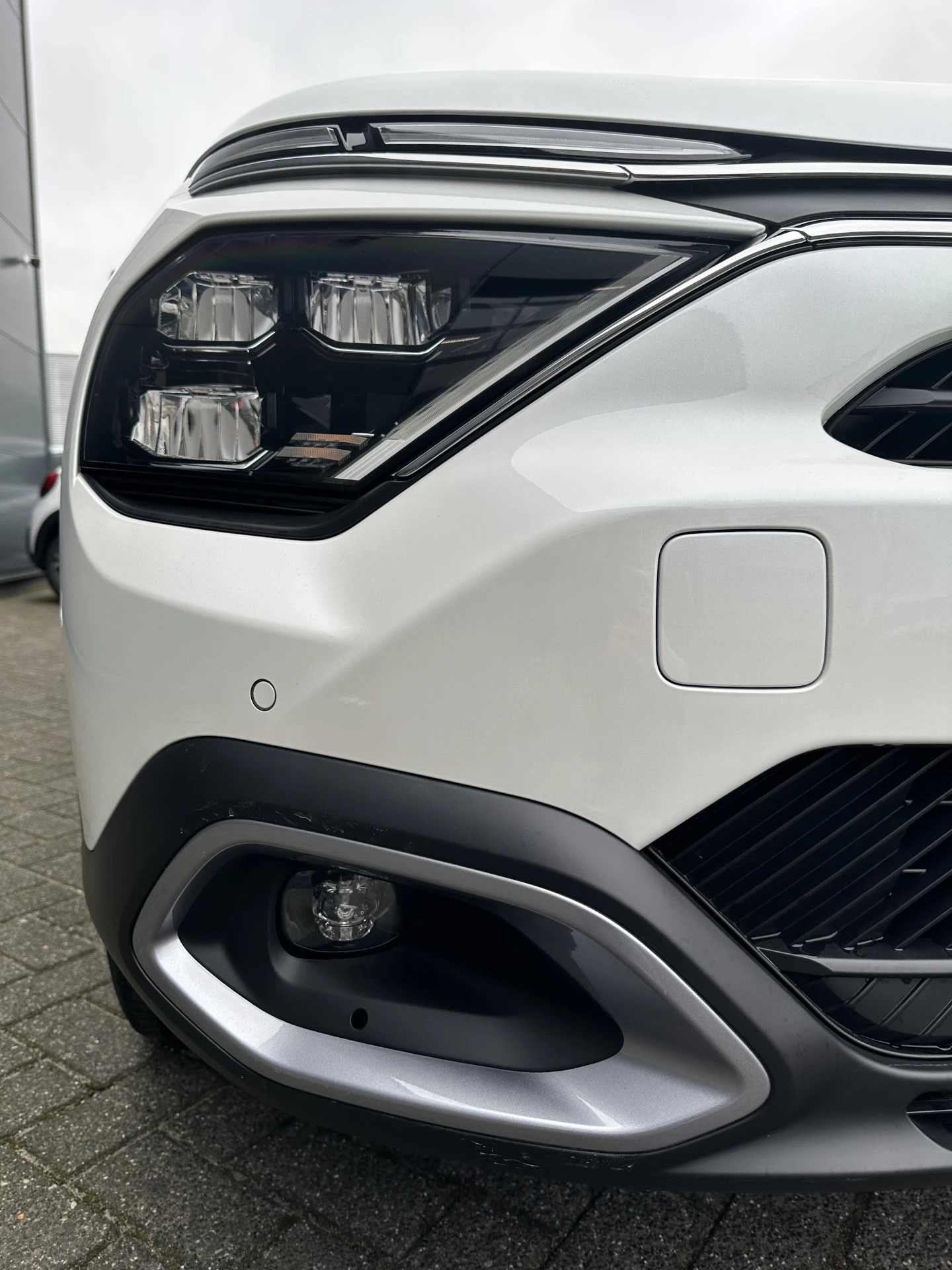 Hoofdafbeelding Citroën ë-C4 X