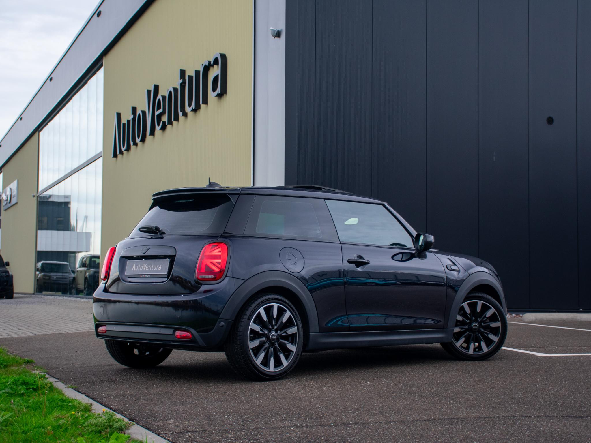 Hoofdafbeelding MINI Electric