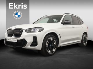 Hoofdafbeelding BMW iX3 BMW iX3 High Executive 80 kWh | M Sport | 20" | Panoramisch dak | Driving Assistant Professional | Head-Up | Harman Kardon |