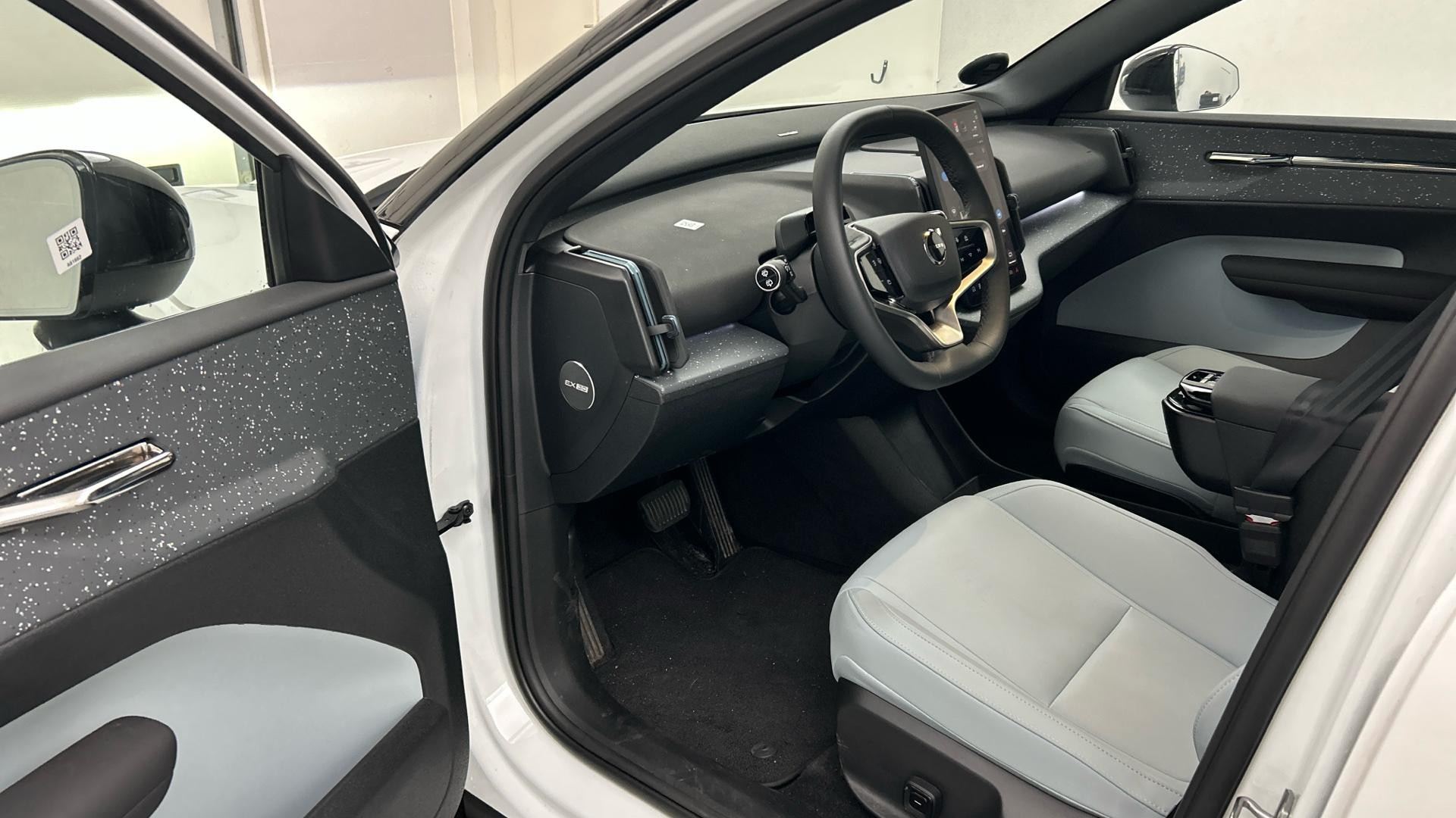 Hoofdafbeelding Volvo EX30