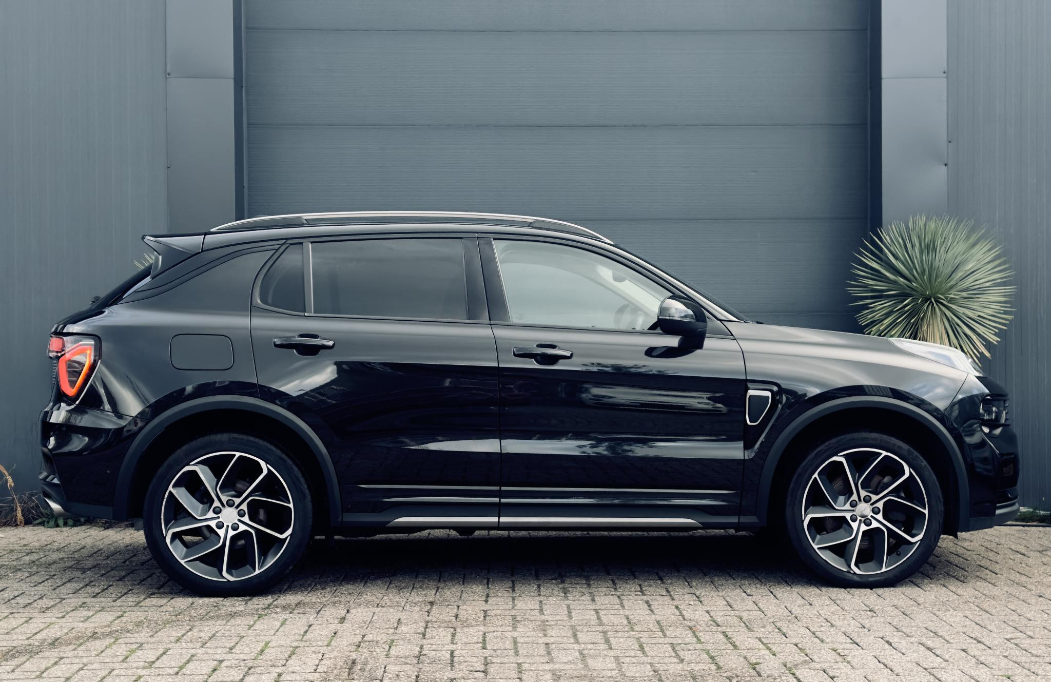 Hoofdafbeelding Lynk & Co 01