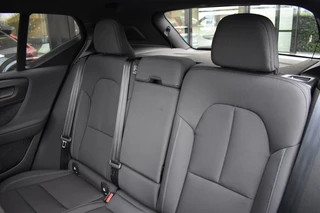 Volvo EX40 Volvo EX40 Extended Range Ultra 252pk/82kWh | 20'' | Trekhaak | Getint Glas - afbeelding nr 11