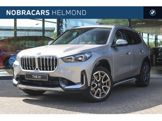 BMW X1 xDrive23i High Executive Automaat / Panoramadak / Trekhaak / Sportstoelen / Adaptieve LED / Comfort Access / Head-Up / Harman-Kardon / BMW Live Cockpit Professional