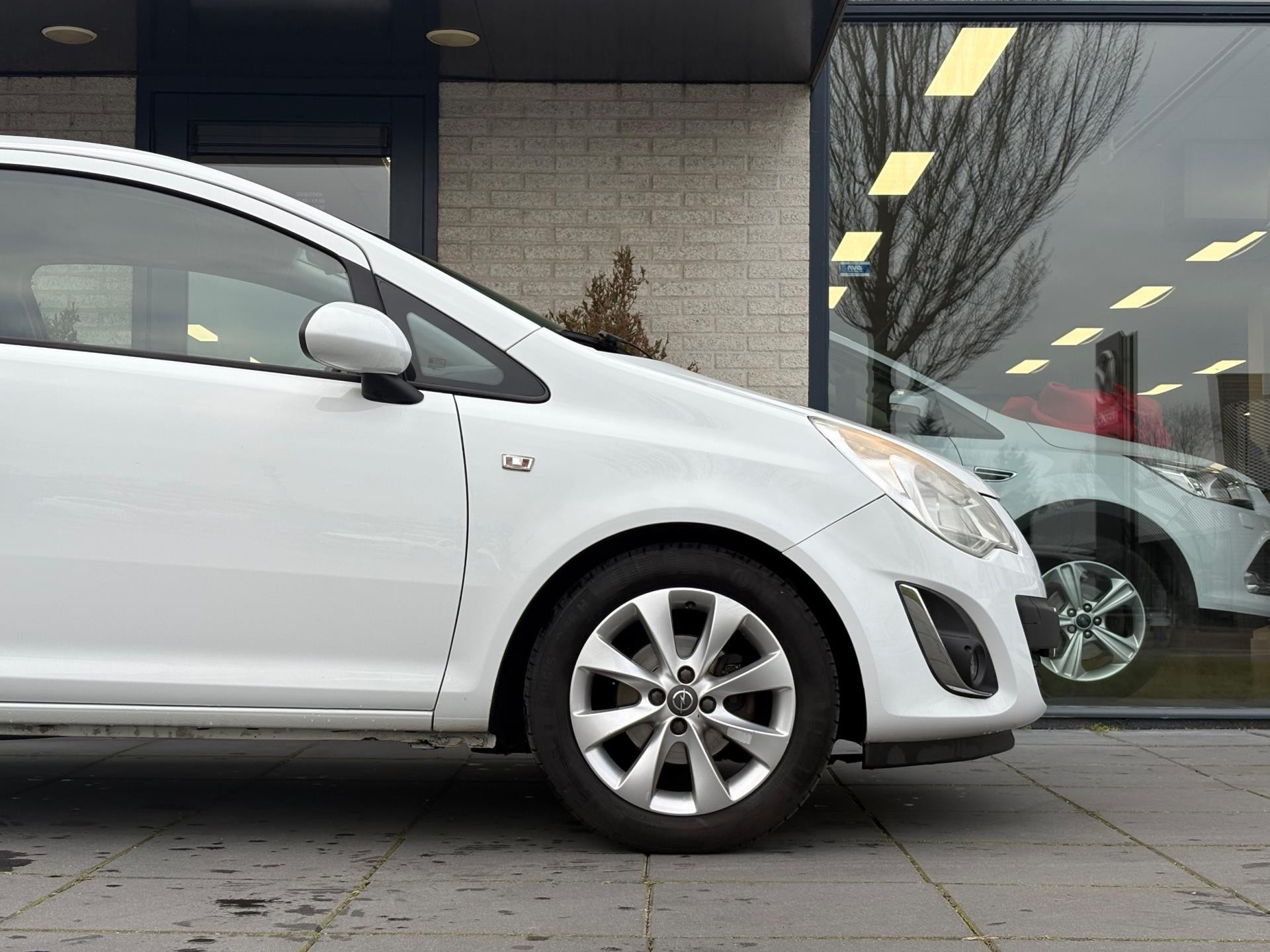 Hoofdafbeelding Opel Corsa