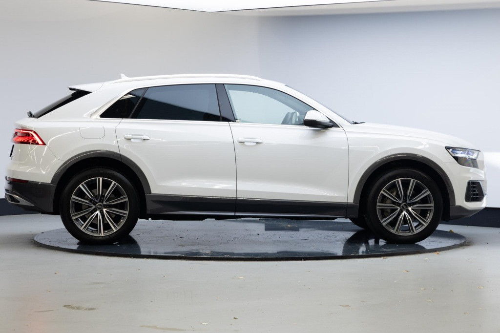 Hoofdafbeelding Audi Q8