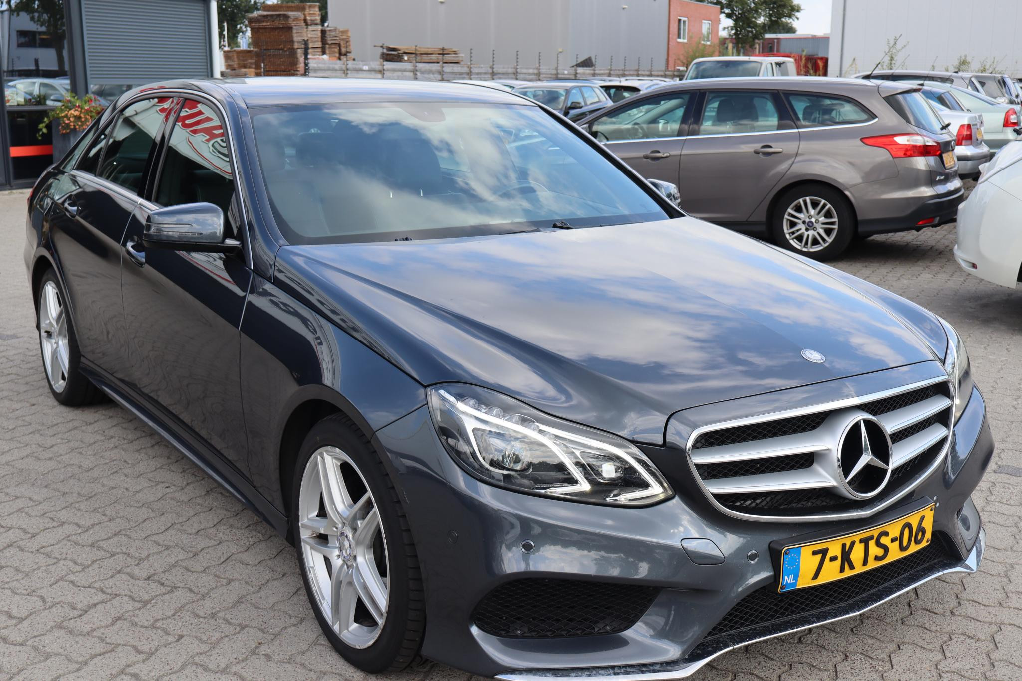 Hoofdafbeelding Mercedes-Benz E-Klasse